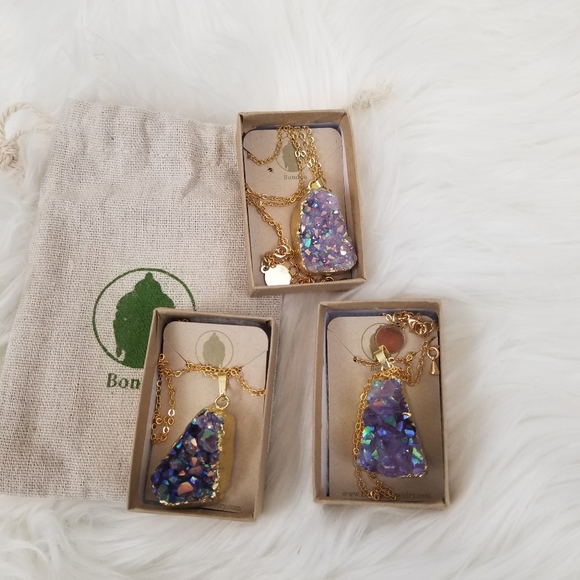 Purple Rainbow Aura Quartz Crystal - Picture 2 of 4